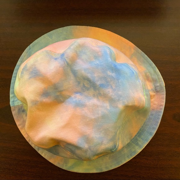 Tie Dye Bucket Hat - Picture 2 of 5